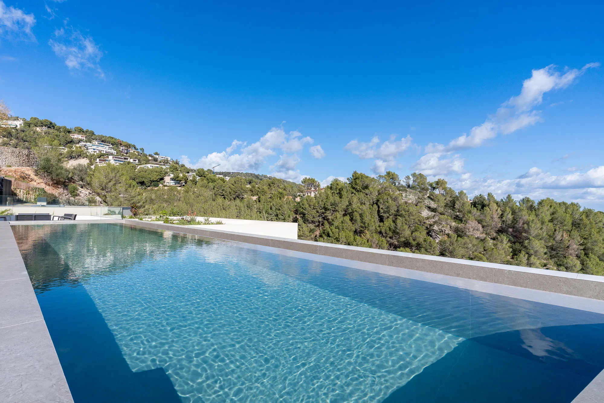 Exclusive newly built villa with panoramic views over Palma and the sea-22
