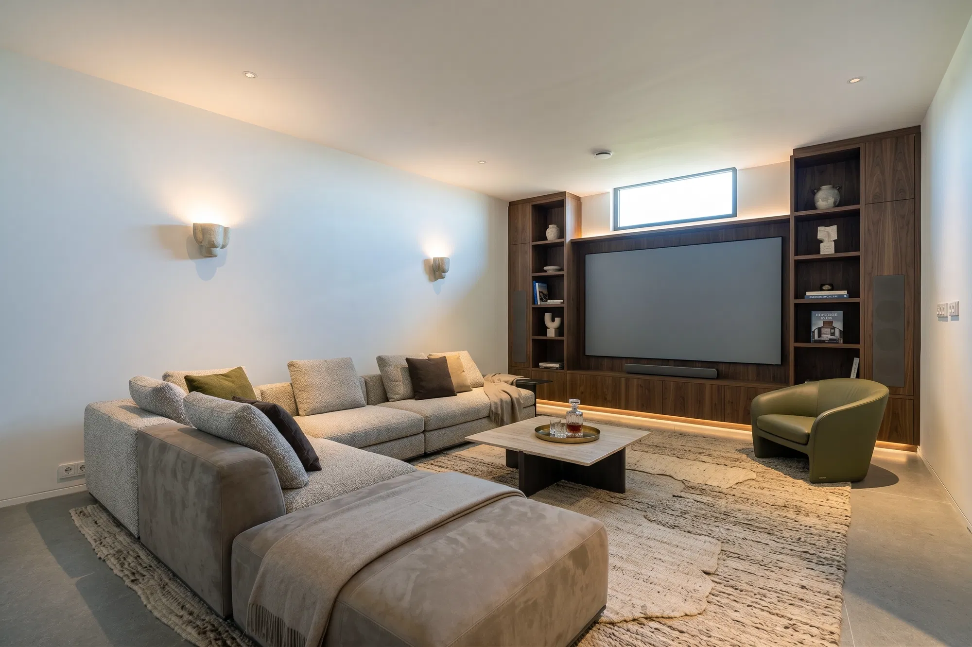Exclusive newly built villa with panoramic views over Palma and the sea-17
