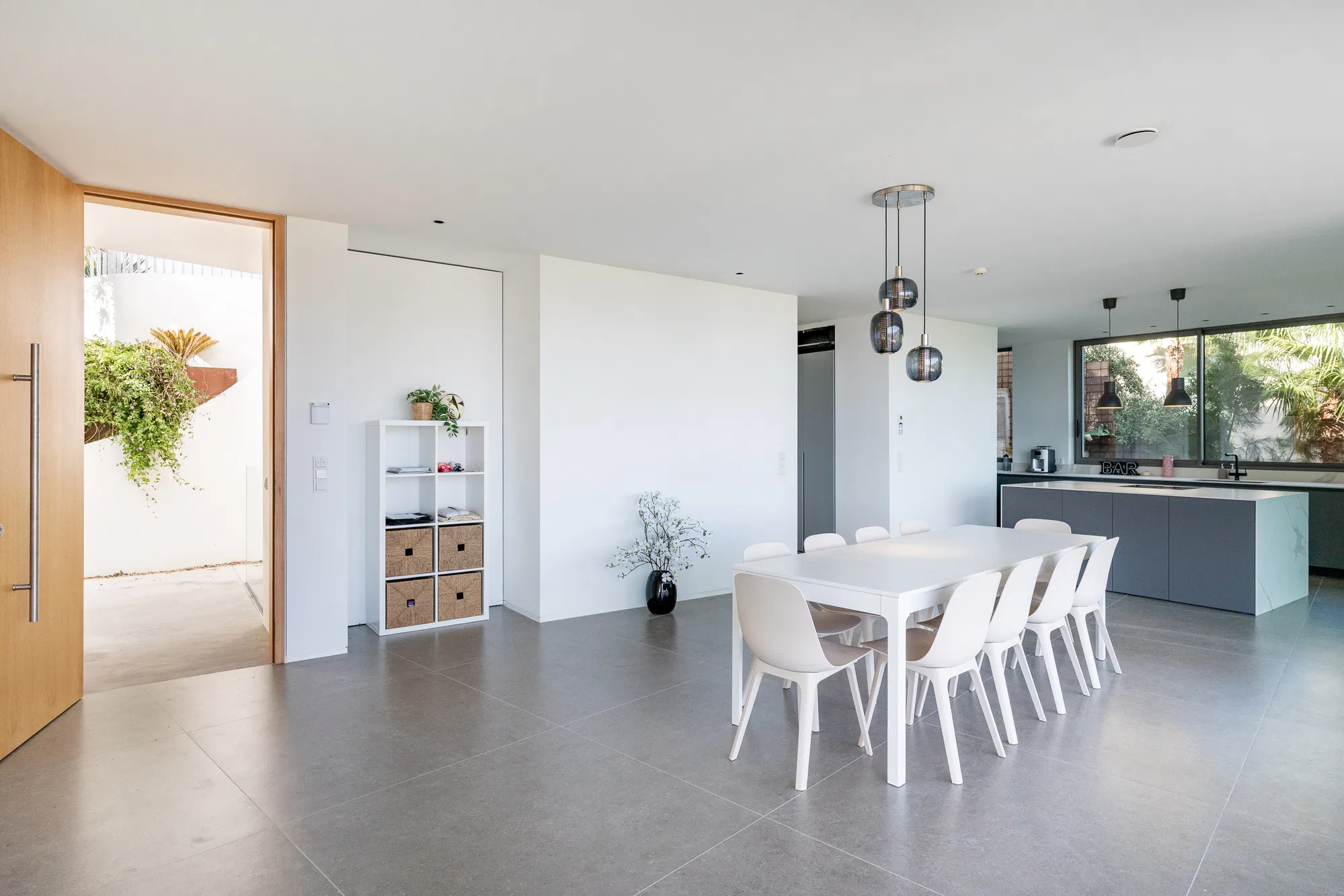 Exclusive newly built villa with panoramic views over Palma and the sea-7