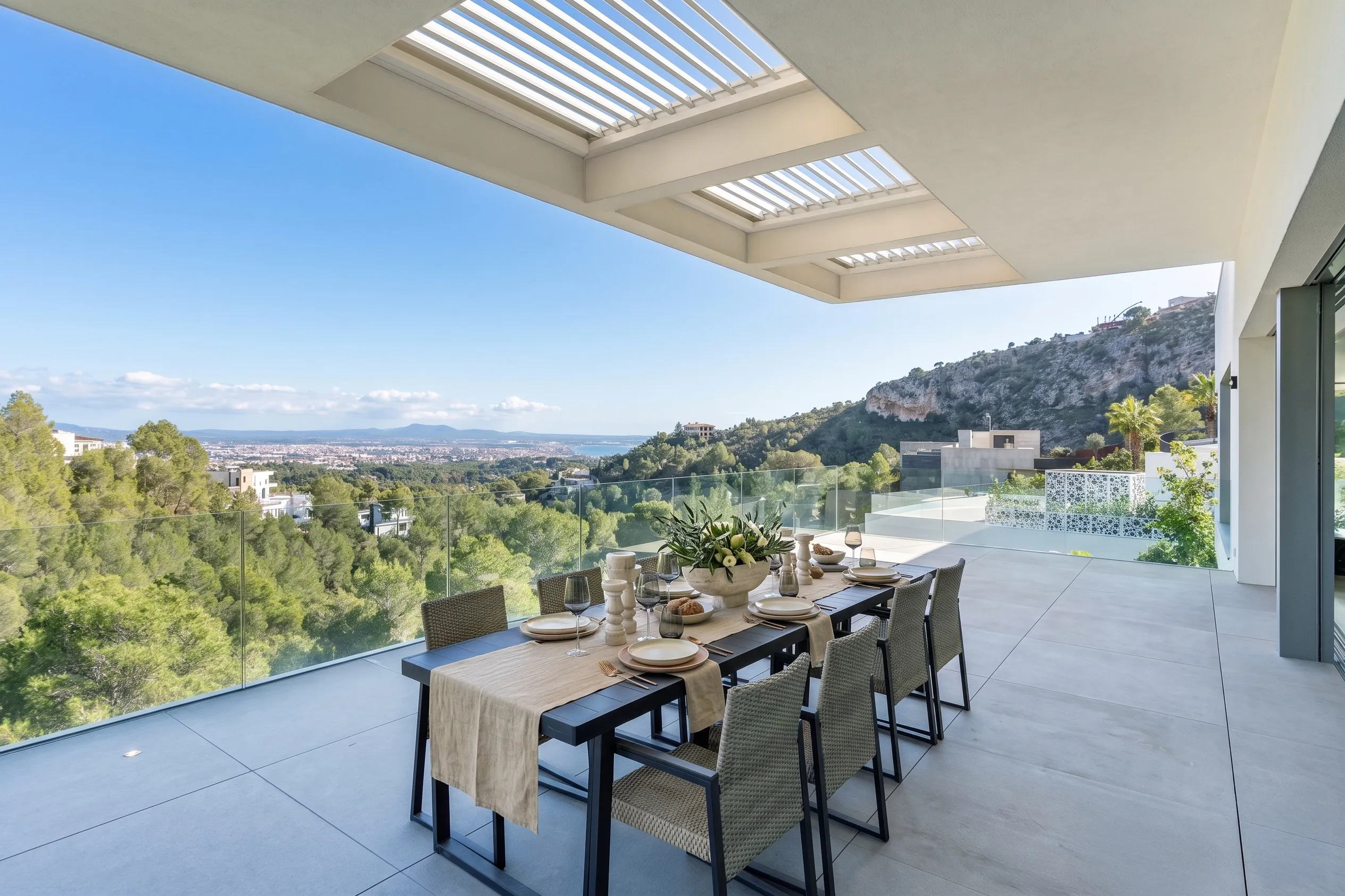 Villa exclusive de nouvelle construction avec vue sur Palma et la mer-1