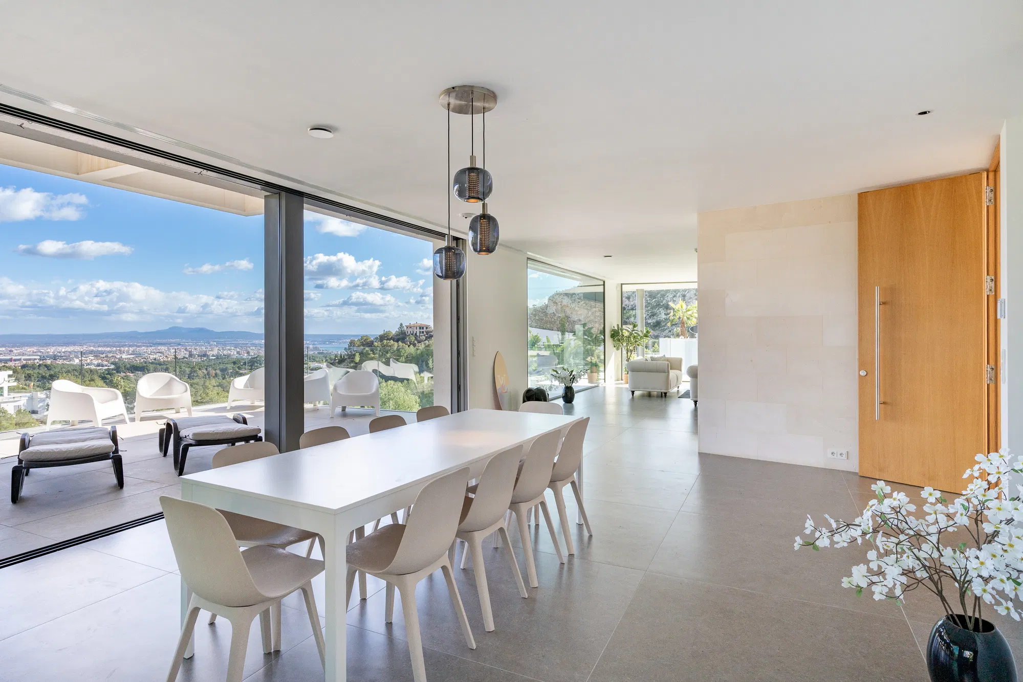 Exclusive newly built villa with panoramic views over Palma and the sea-6