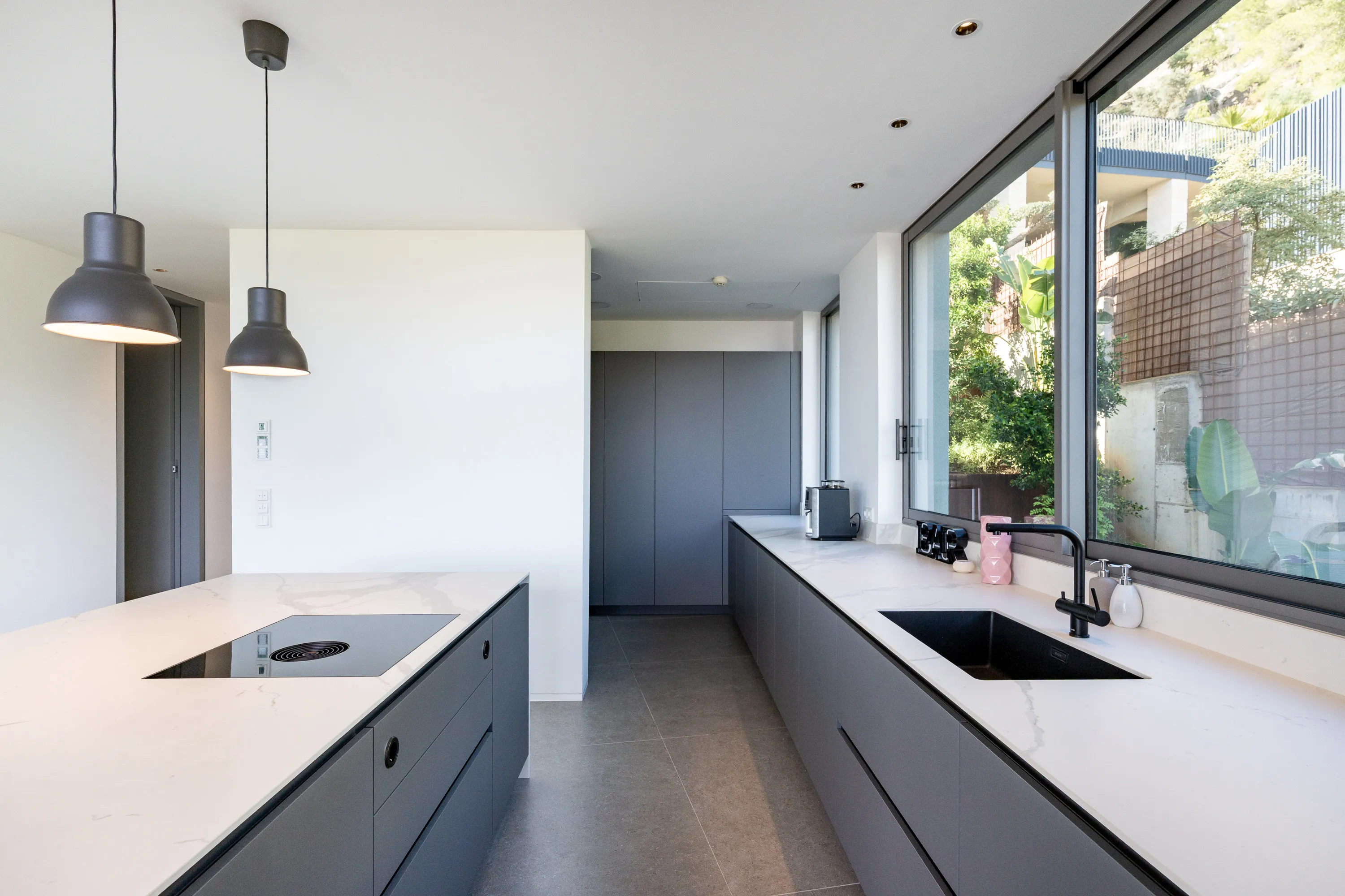 Exclusive newly built villa with panoramic views over Palma and the sea-8