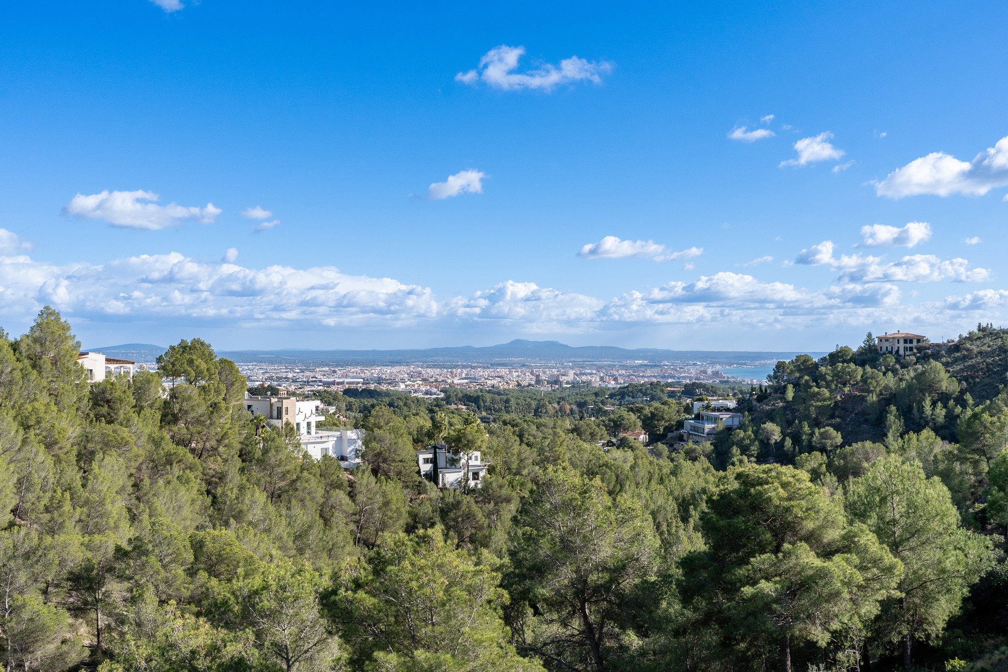 Exclusive newly built villa with panoramic views over Palma and the sea-19