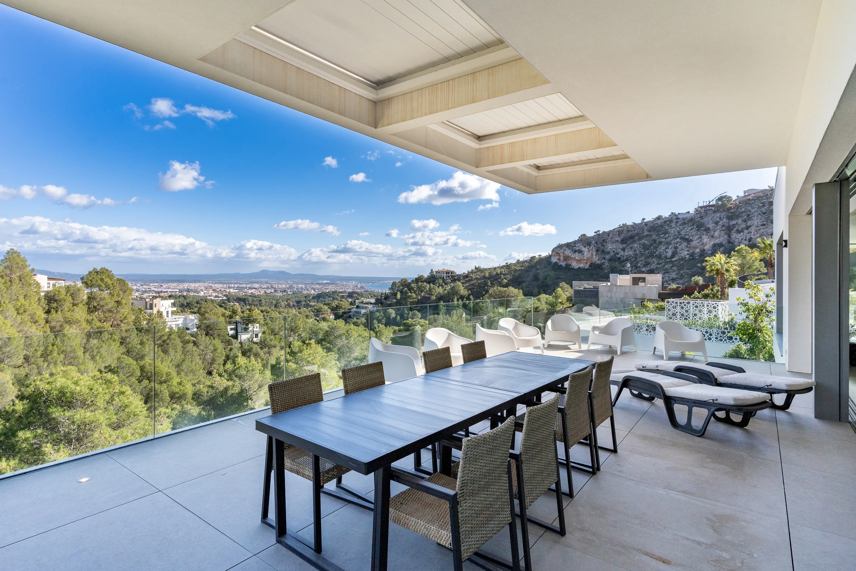 Exclusive New-build Villa with Panoramic Views over Palma and the Sea-2