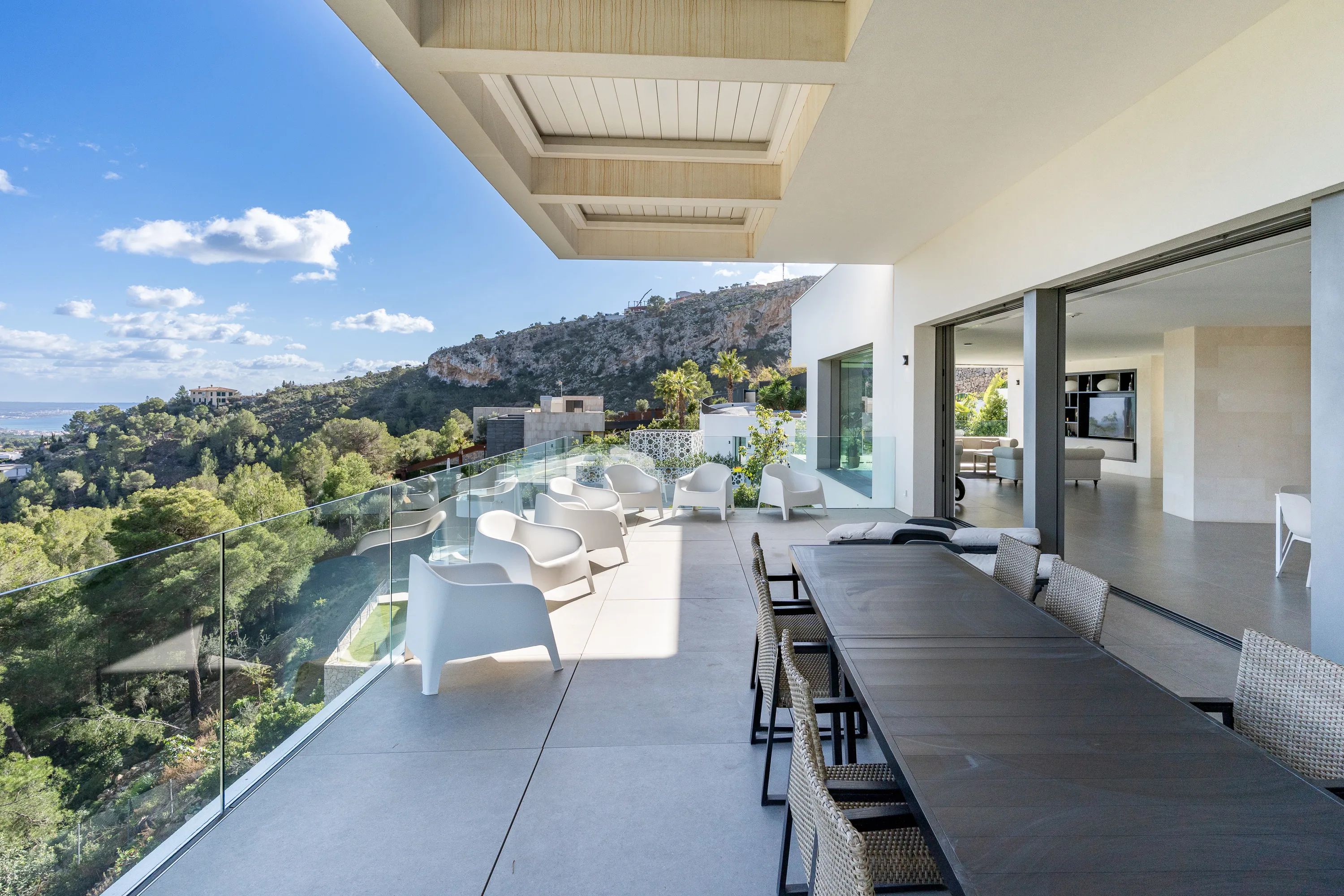 Exclusive New-build Villa with Panoramic Views over Palma and the Sea-4