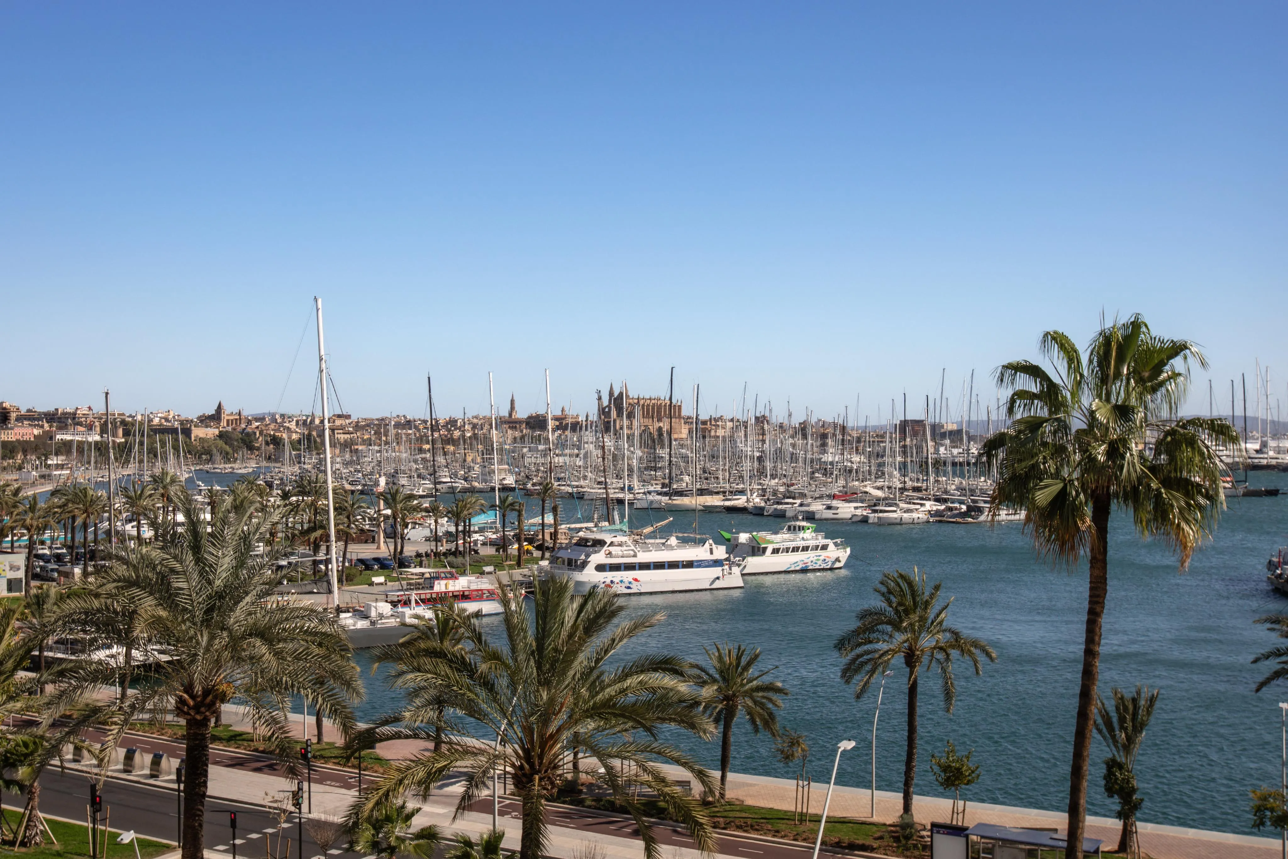 Licht appartement aan de Paseo Maritimo-14