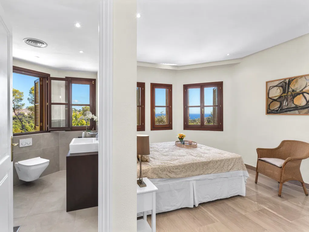 Spacious, mediterranean sea view villa-20