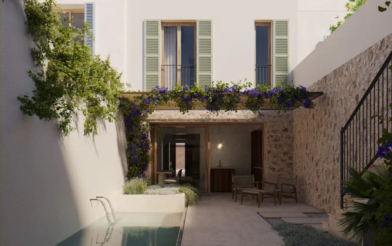 Maison de ville avec ascenseur et piscine - refuge méditerranéen avec projet de réforme approuvé