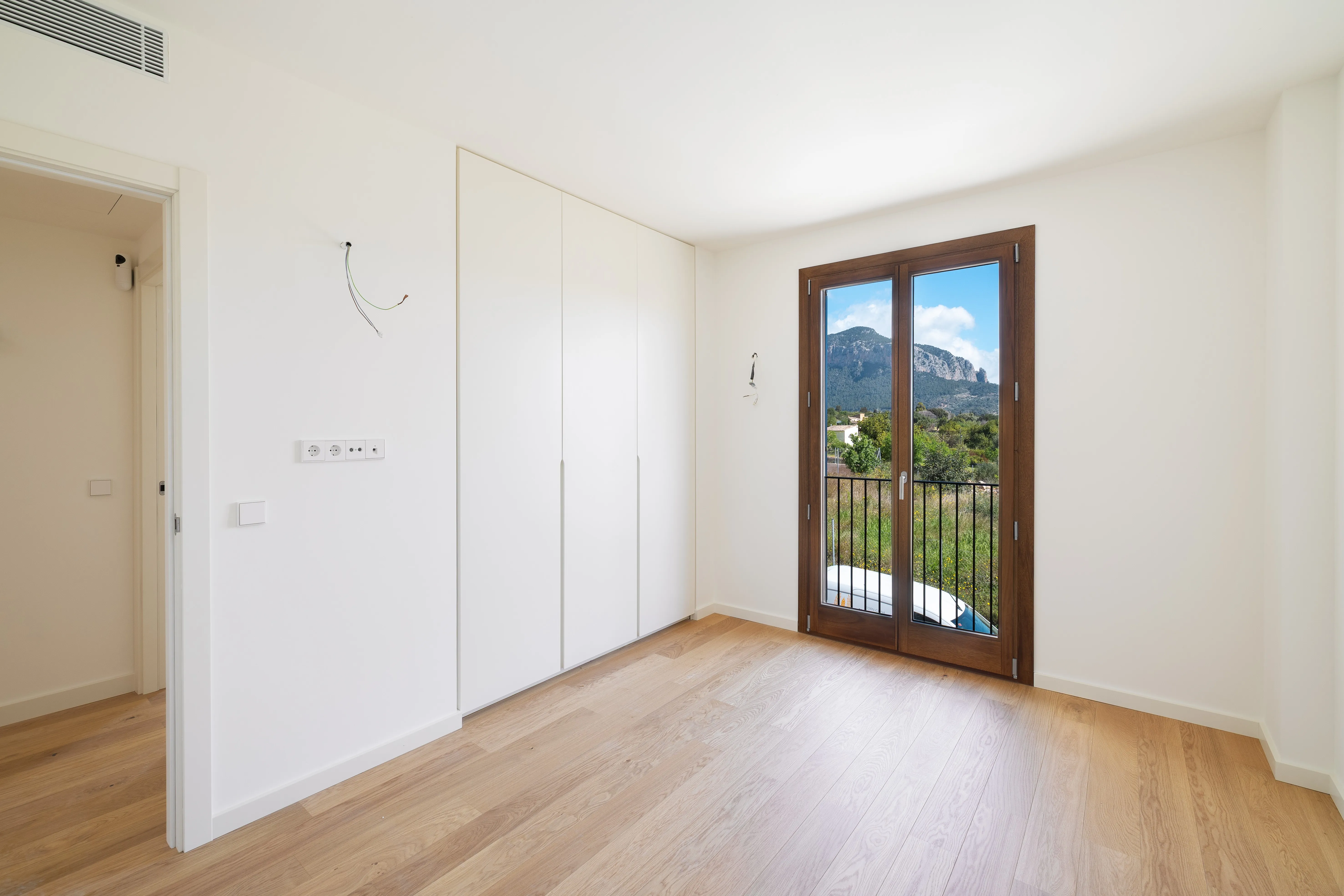 Casa de pueblo semi adosada de obra nueva en Alaró-6