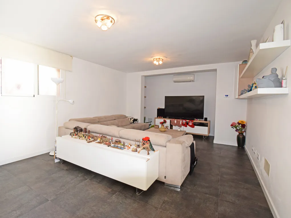 Moderne selvforsynende hus i Marratxi-4