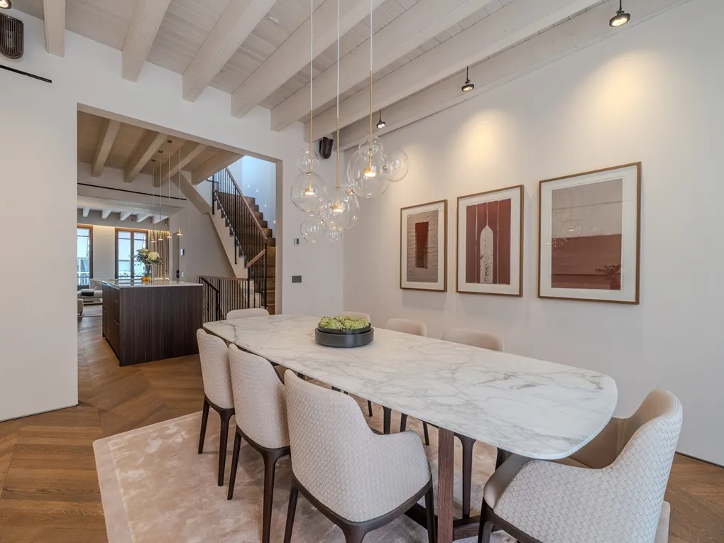 Living at the Highest Level – Exclusive Townhouse with Terrace, Pool & Garage-6