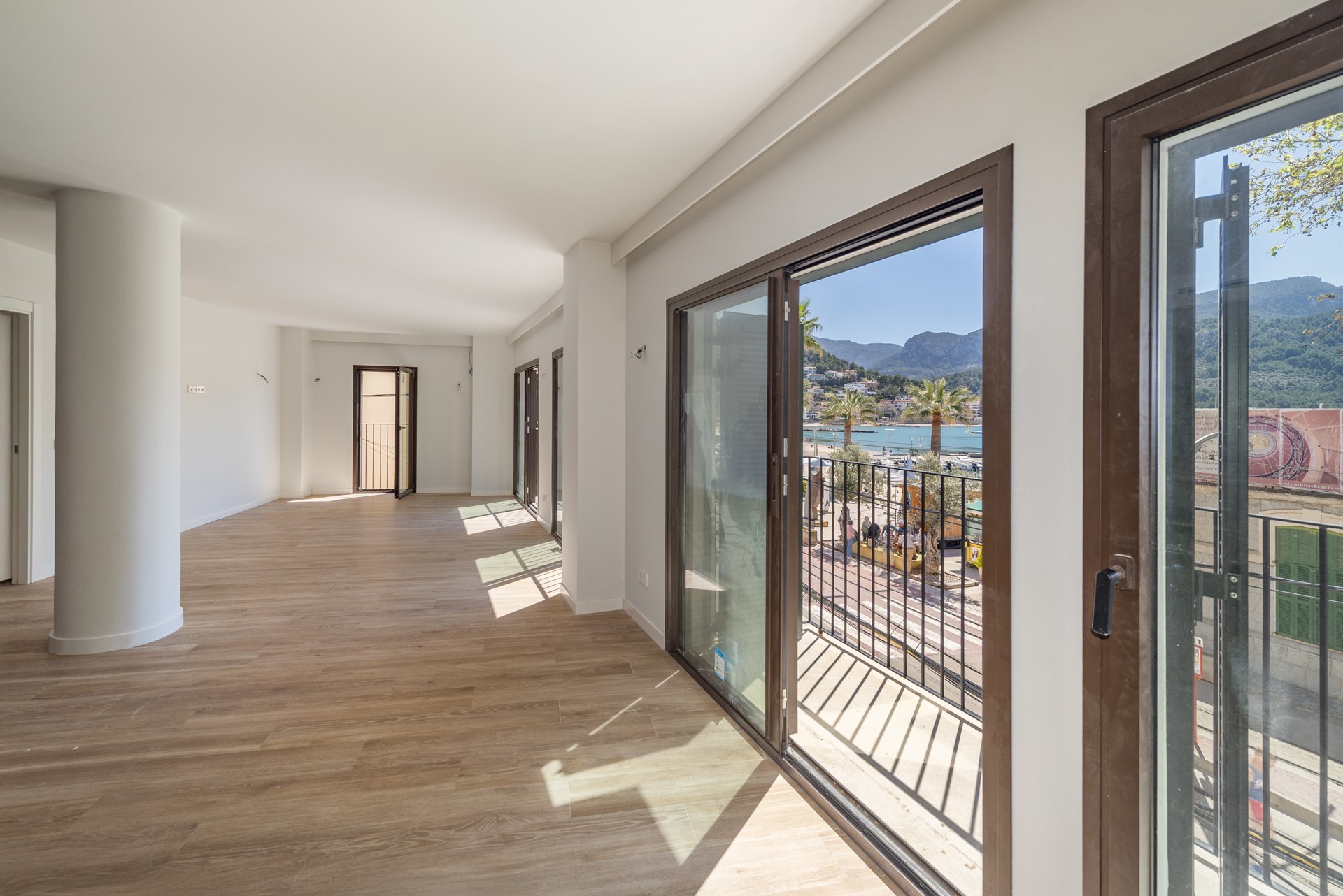 Exclusive new apartment in prime location in Port de Sóller-9