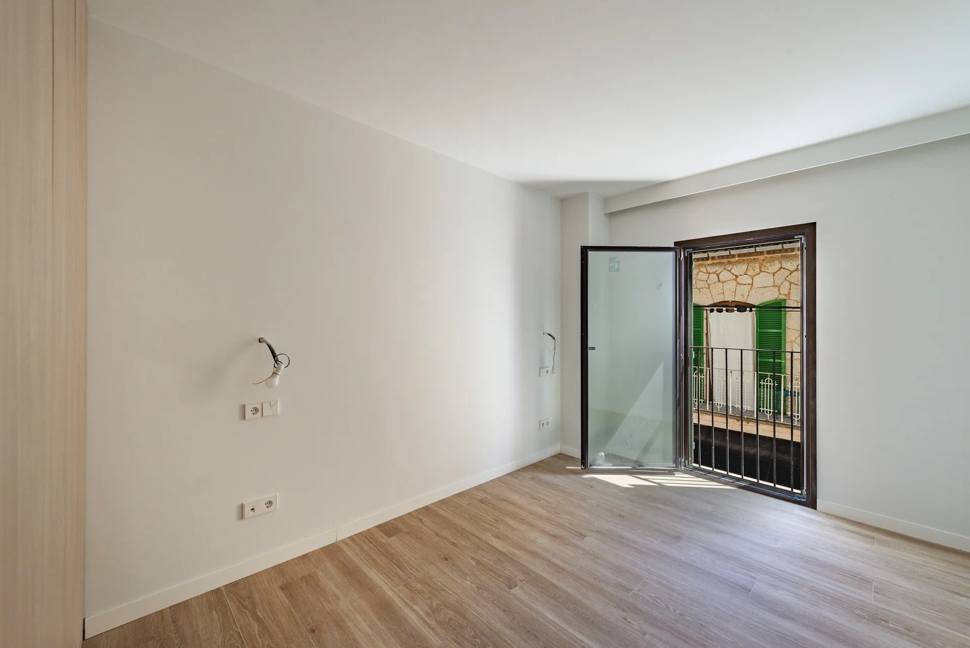 Exclusive new apartment in prime location in Port Sóller-19