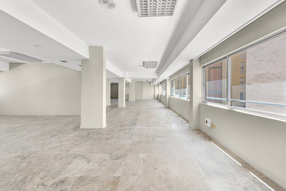 Exceptional offices in Foners-2