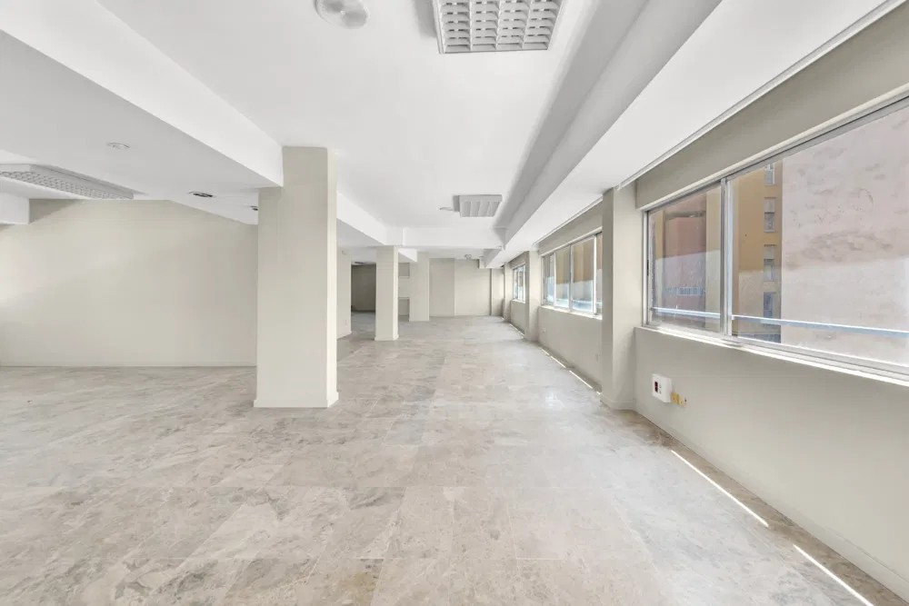 Exceptional offices in Foners-2