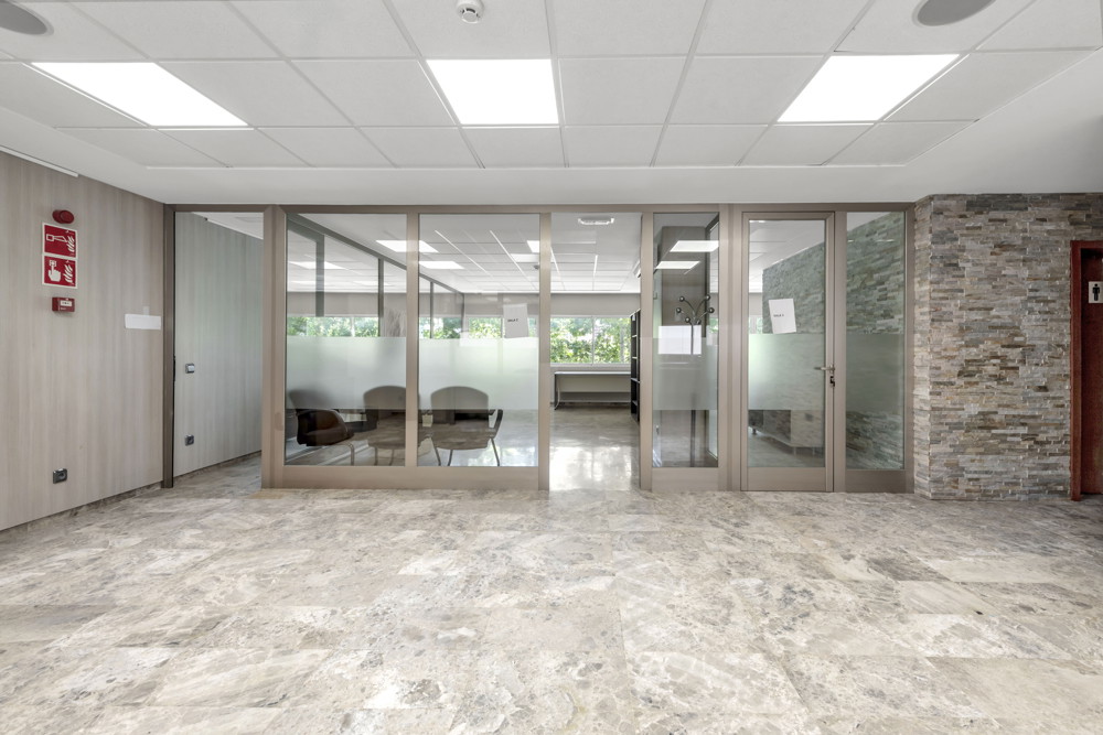 Exceptional offices in Foners-4