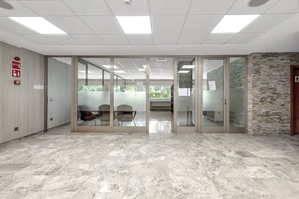 Exceptional offices in Foners-4
