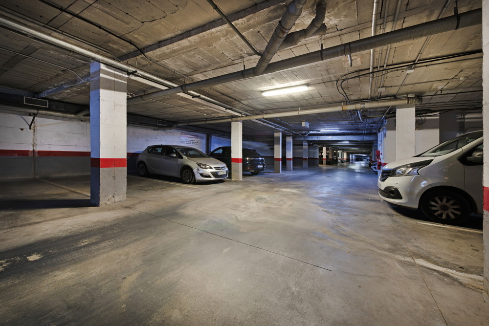Exceptional offices in Foners-8