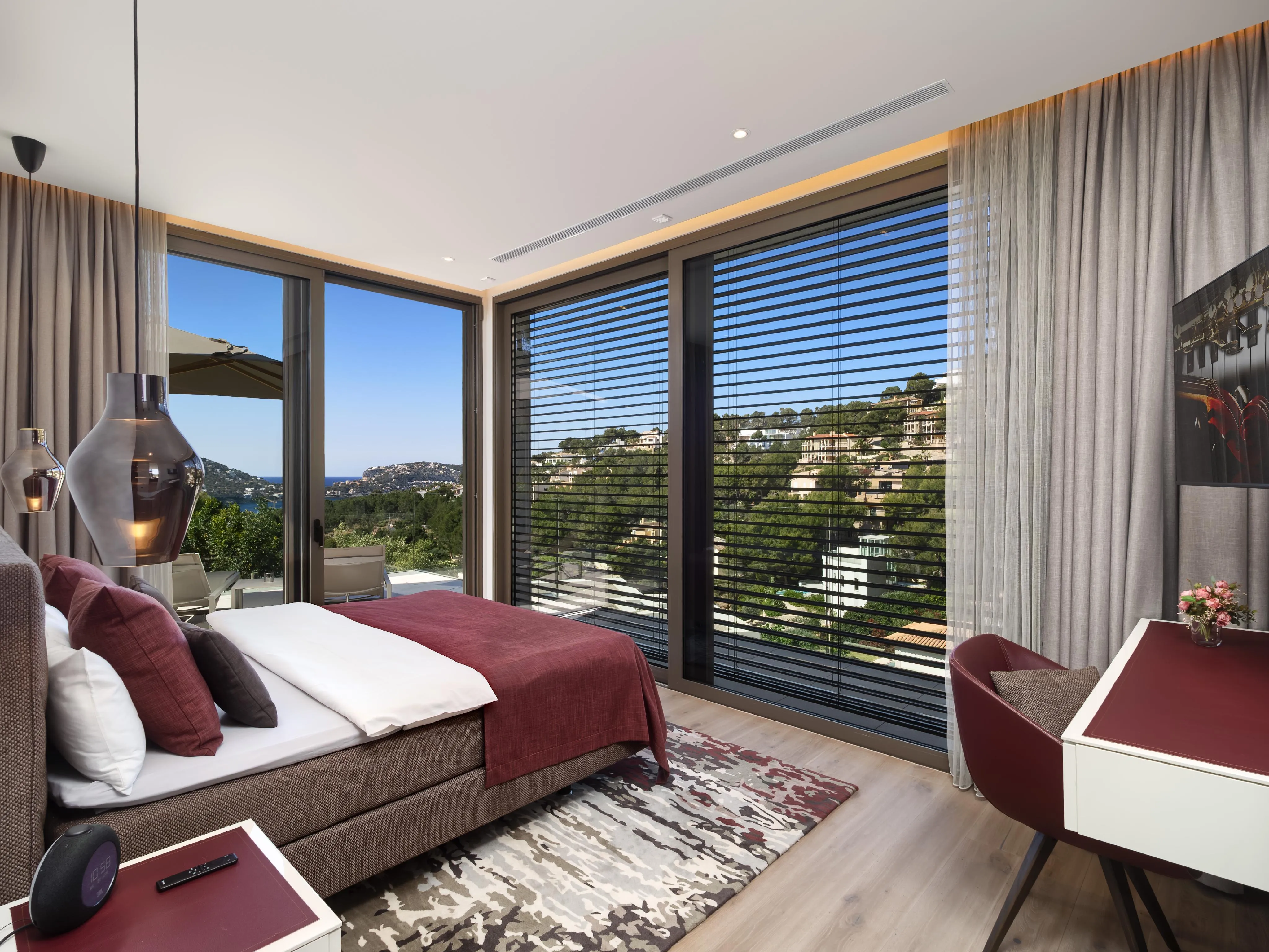 Moderne nybygget villa med havudsigt-10