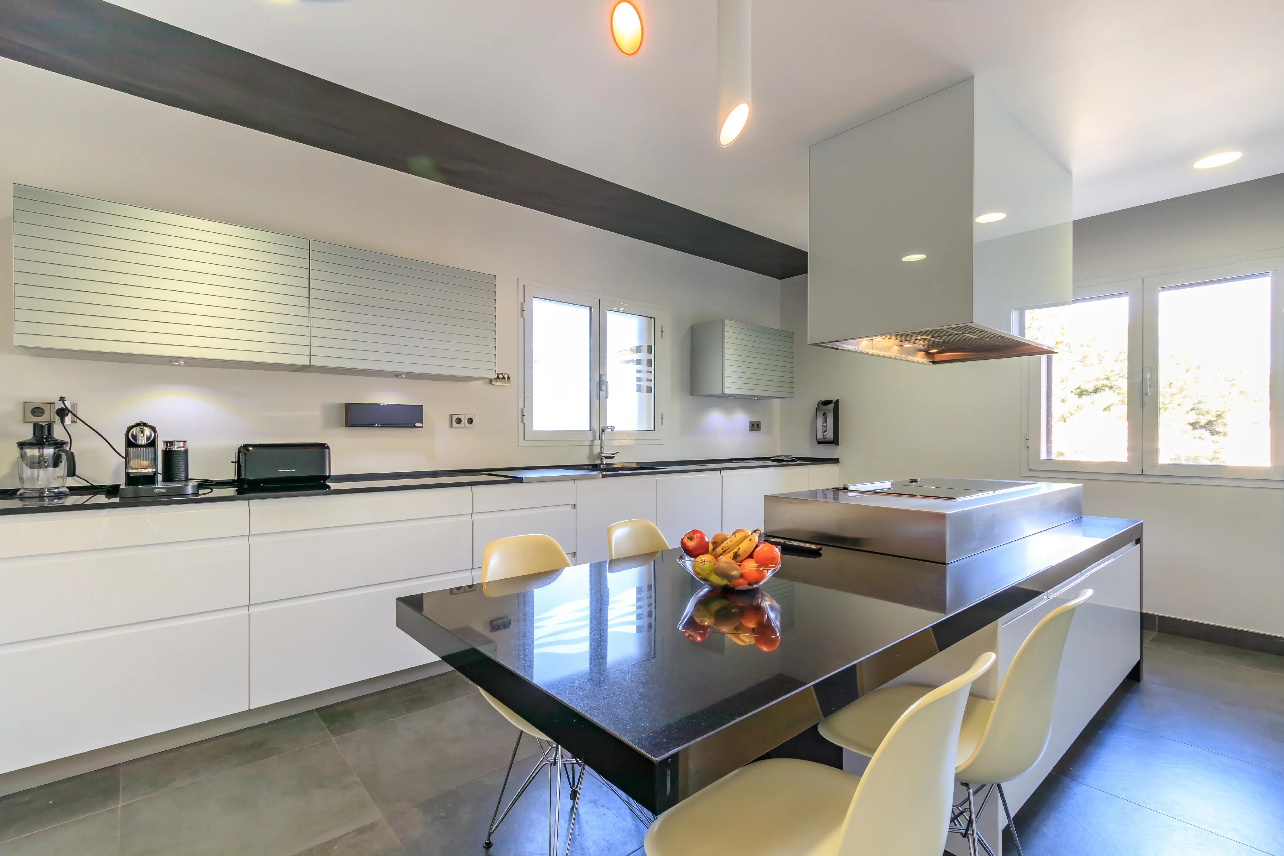 Familievilla op een toplocatie-13