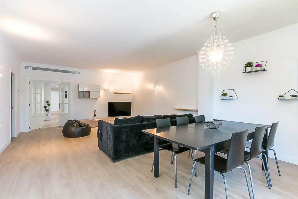 Familievilla op een toplocatie-10