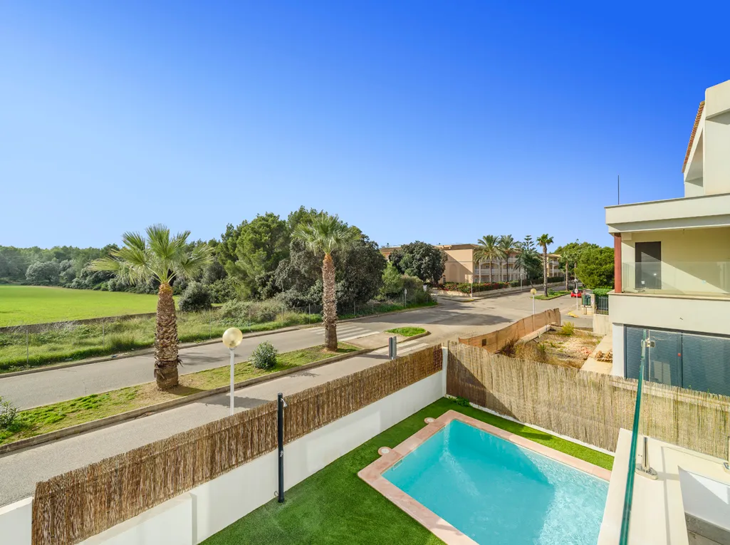 Villa a estrenar cerca de la playa-11