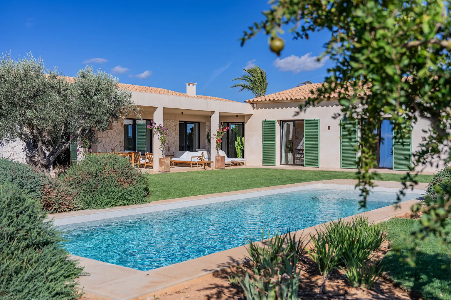 Nieuwbouw finca vlakbij het strand van Es Trenc-1