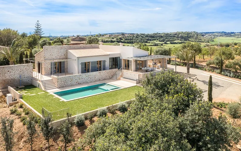 New build finca with stunning panoramic views