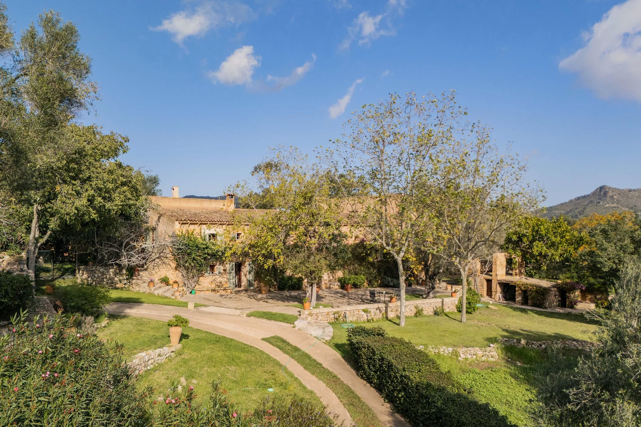 Romántica finca histórica cerca de Artá-13