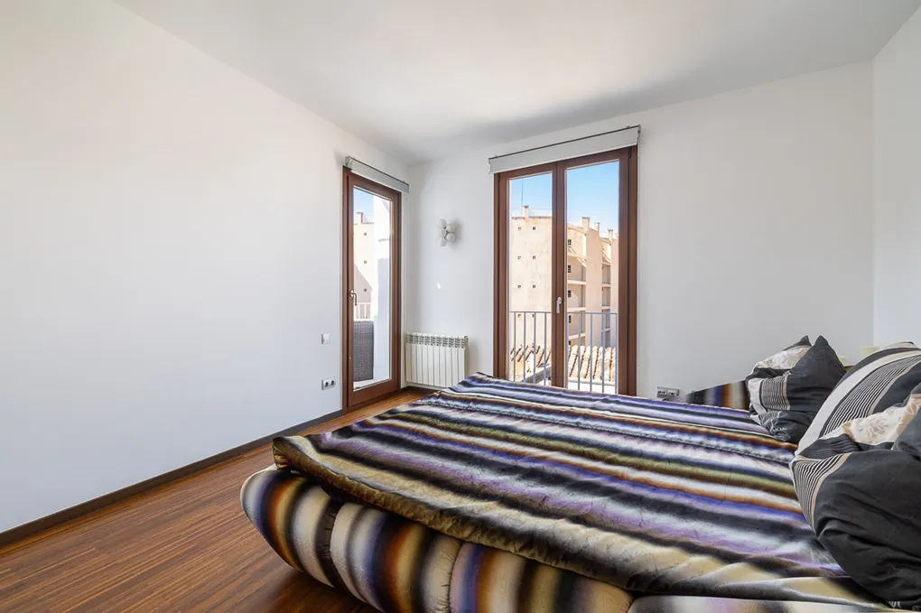 Volledig gerenoveerd exclusief penthouse met fantastisch uitzicht-8