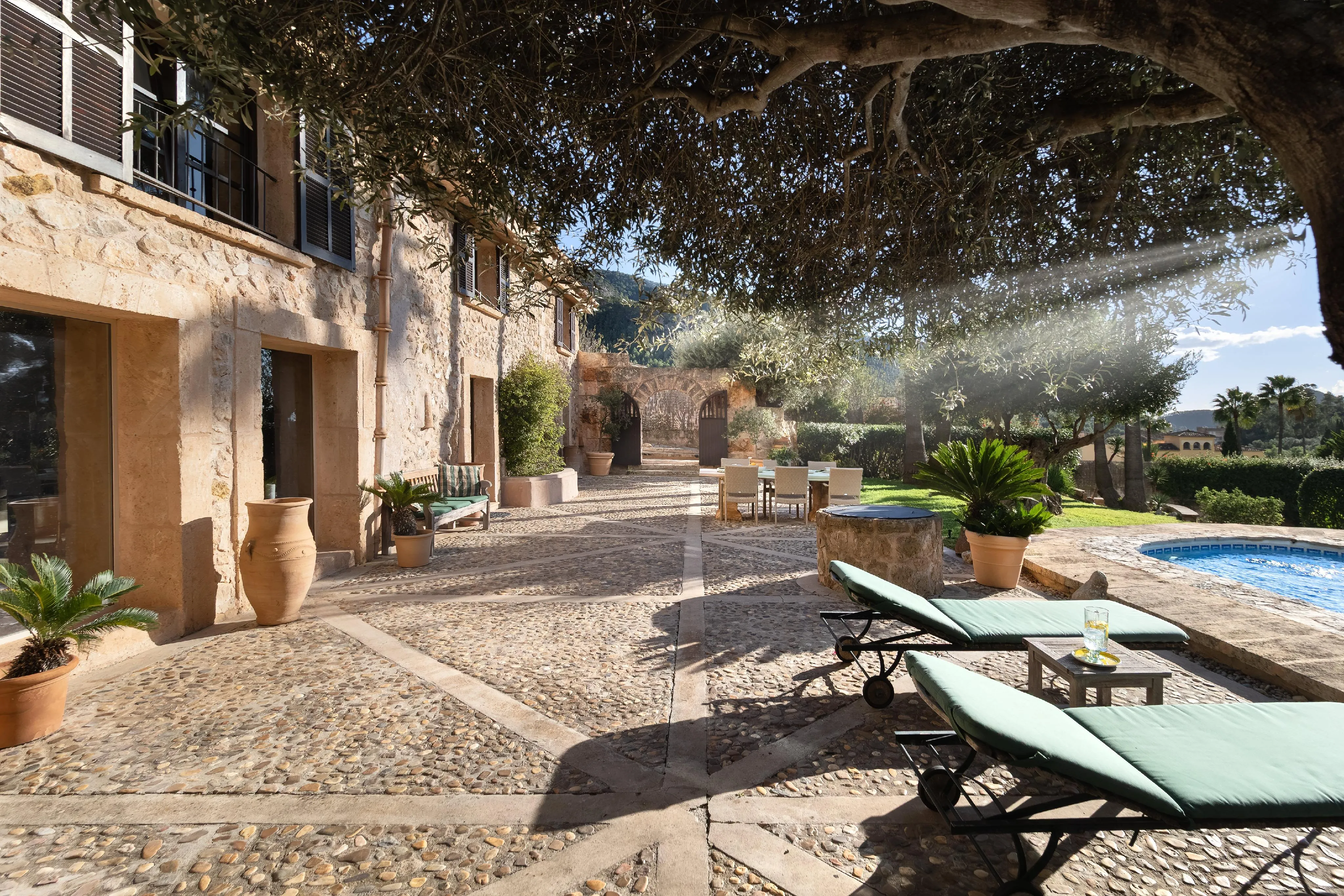 Очаровательный таунхаус со средиземноморским садом и видом на горы-2