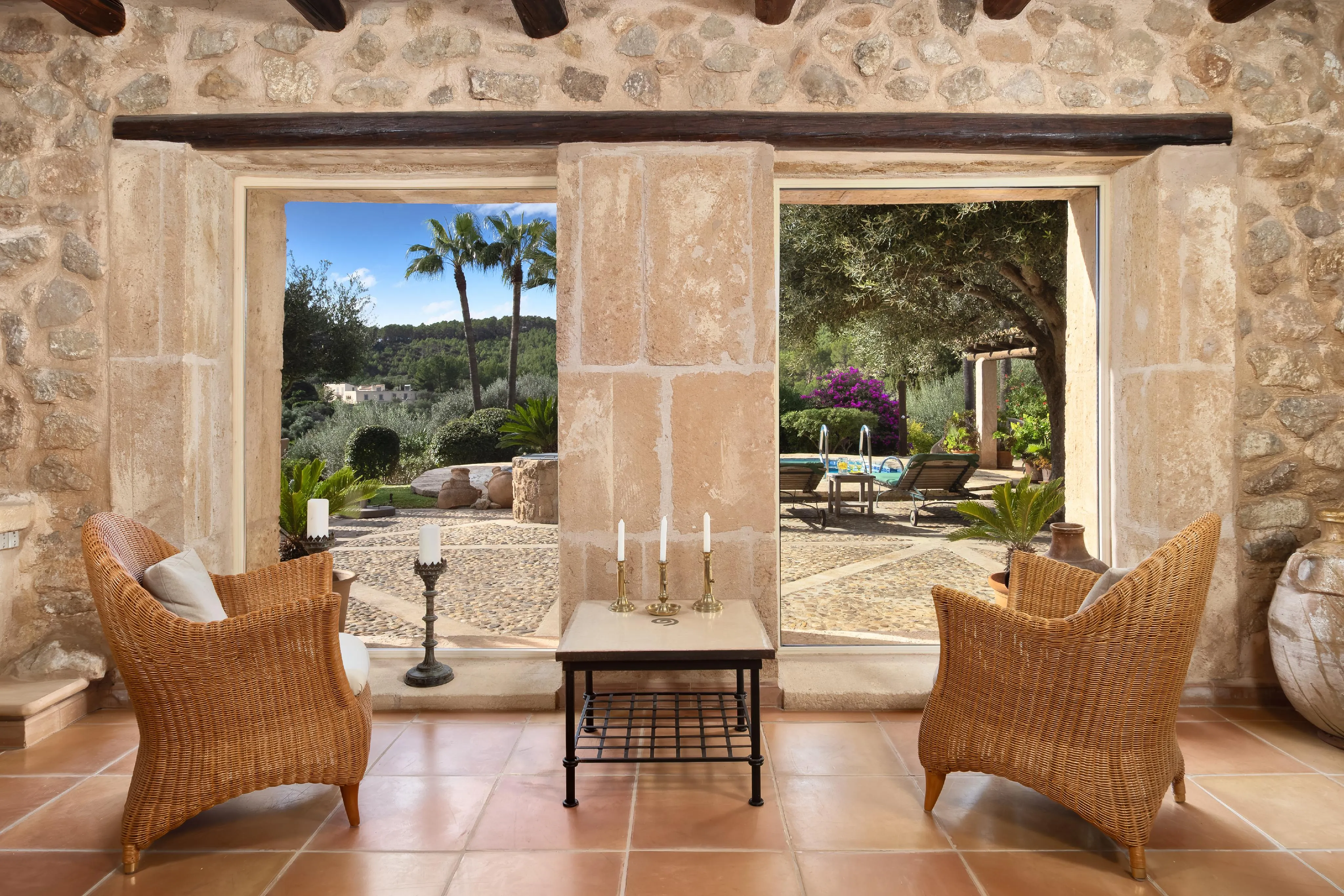 Очаровательный таунхаус со средиземноморским садом и видом на горы-5