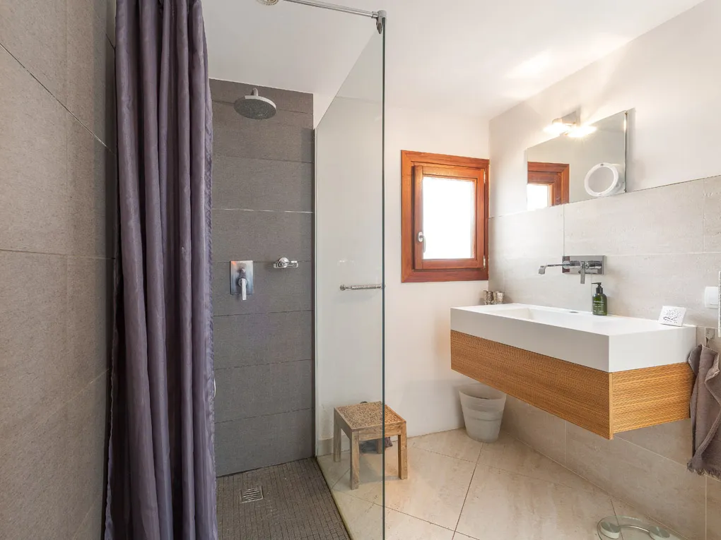 Очаровательный пентхаус с солнечными террасами-11