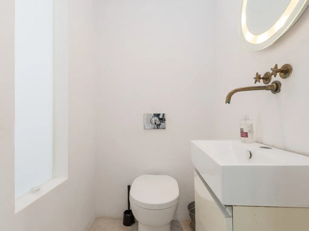 Очаровательный пентхаус с солнечными террасами-13