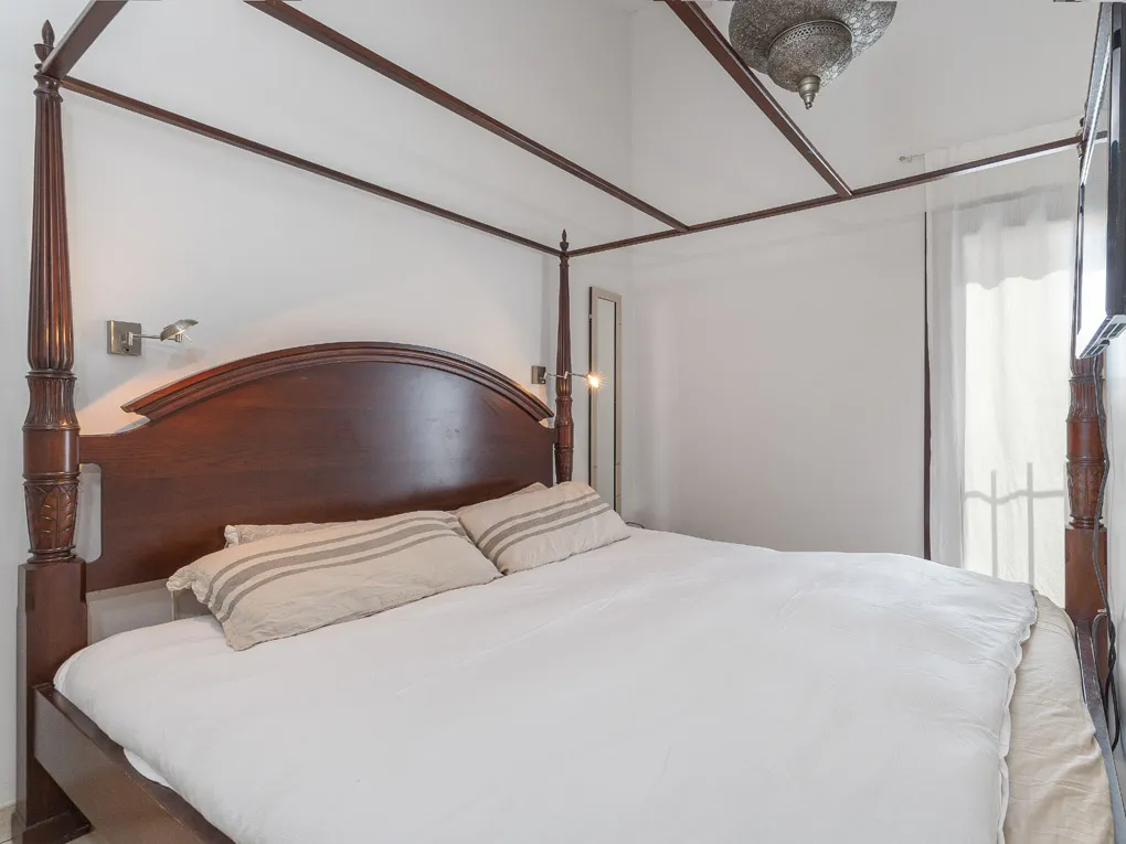 Очаровательный пентхаус с солнечными террасами-12