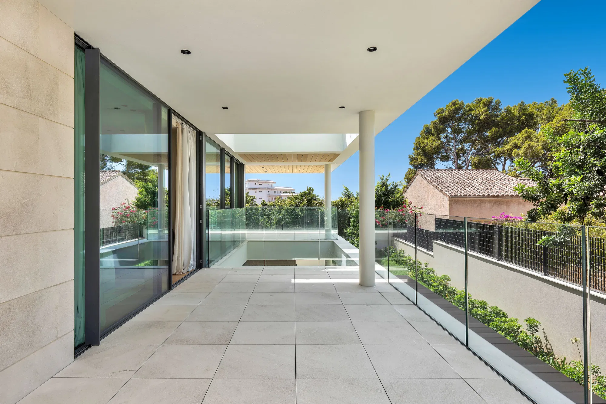 Exclusive apartment in a new high-end community-14