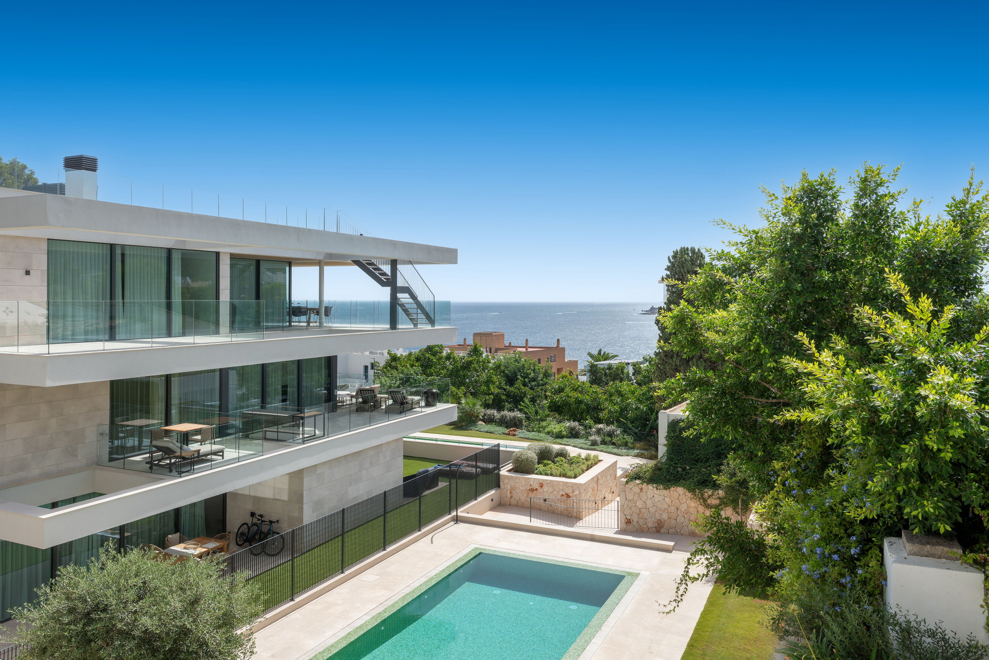 Exclusive apartment in a new high-end community-25