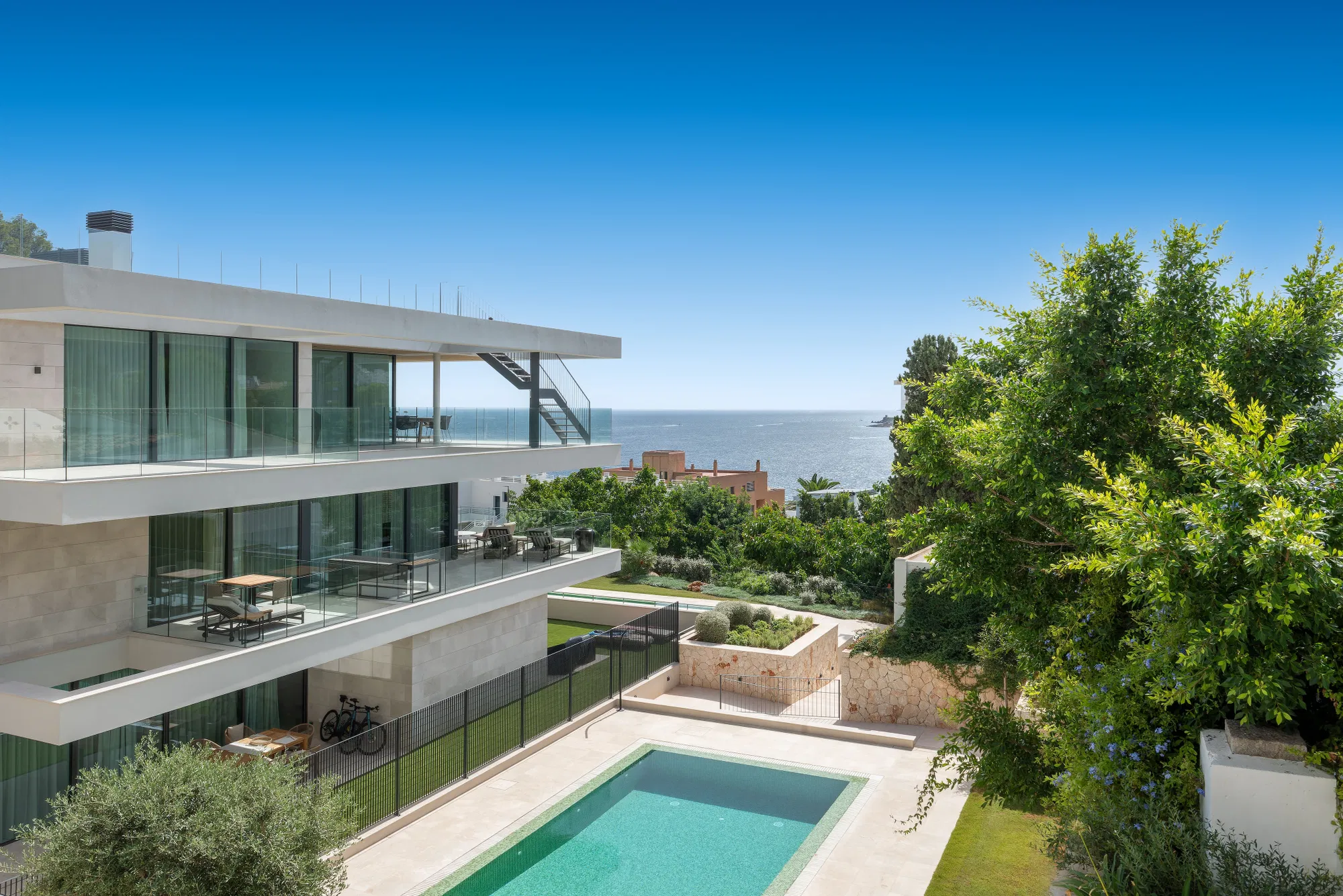 Exclusive apartment in a new high-end community-25