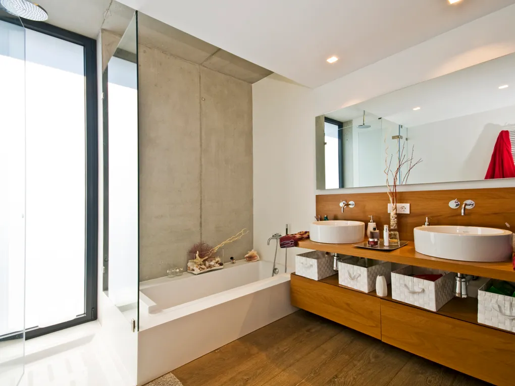 Fantastic villa in a contemporary style-8