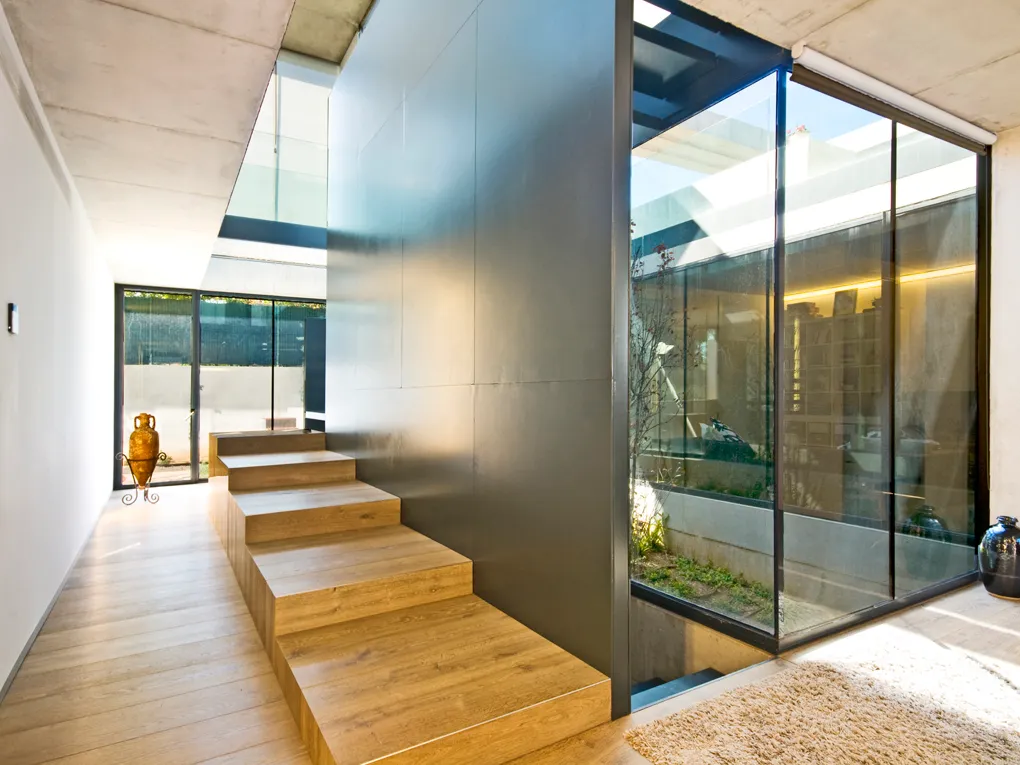 Fantastique villa de style ultramoderne-6