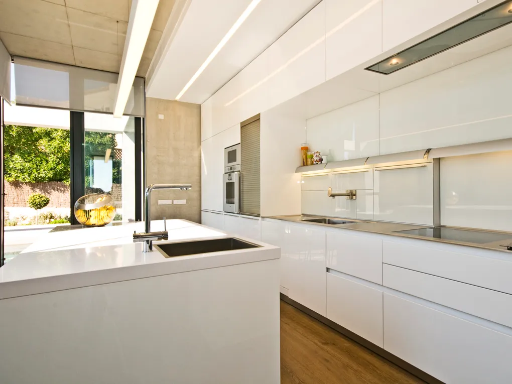 Fantastic villa in a contemporary style-5