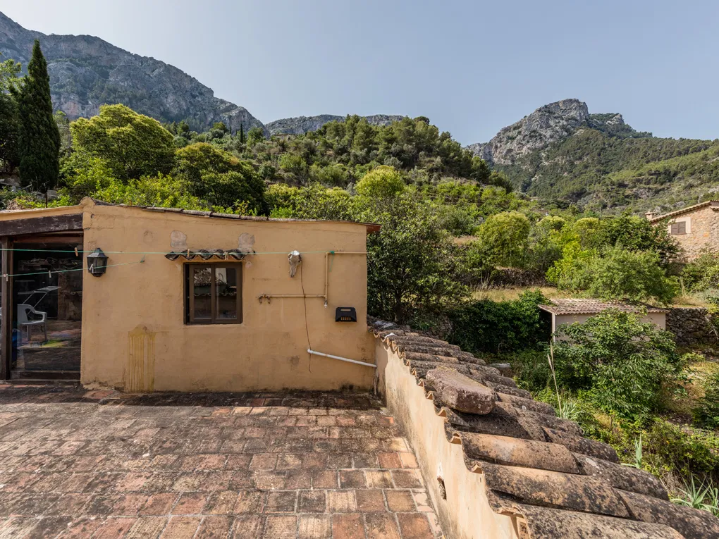 Künstlerhaus, Deià-19