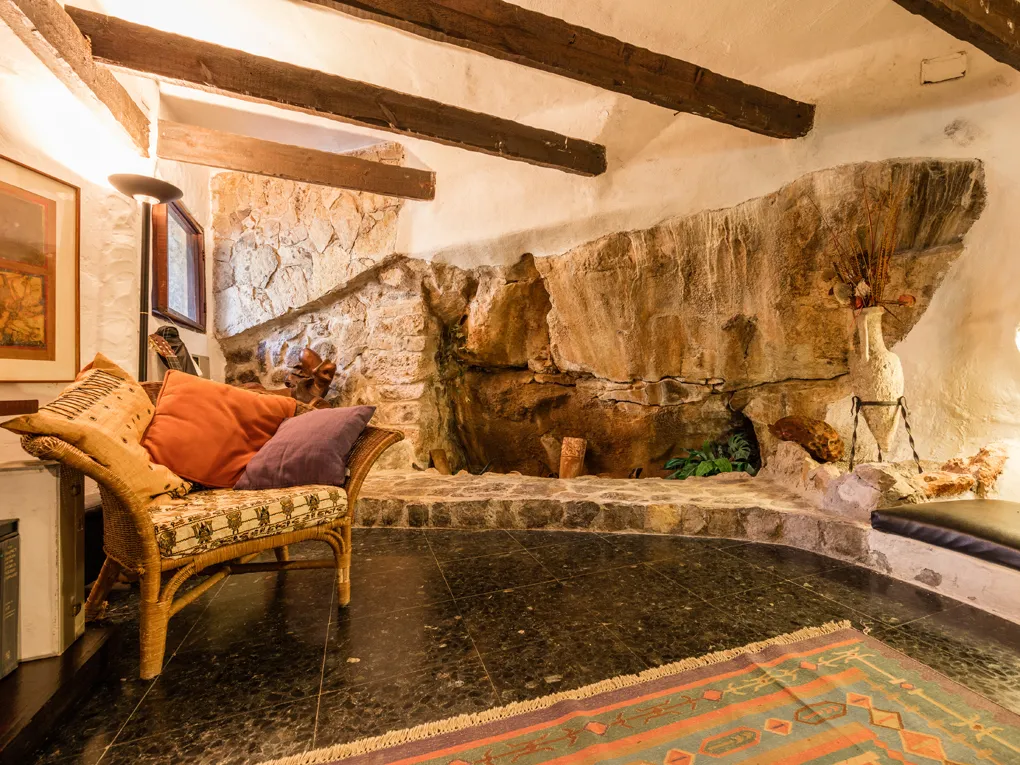 Artist’s house, Deià-5