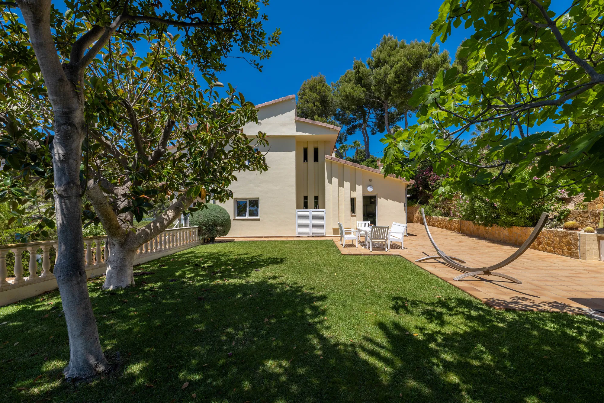 Mediterranean villa with sea views in Costa d’en Blanes-15