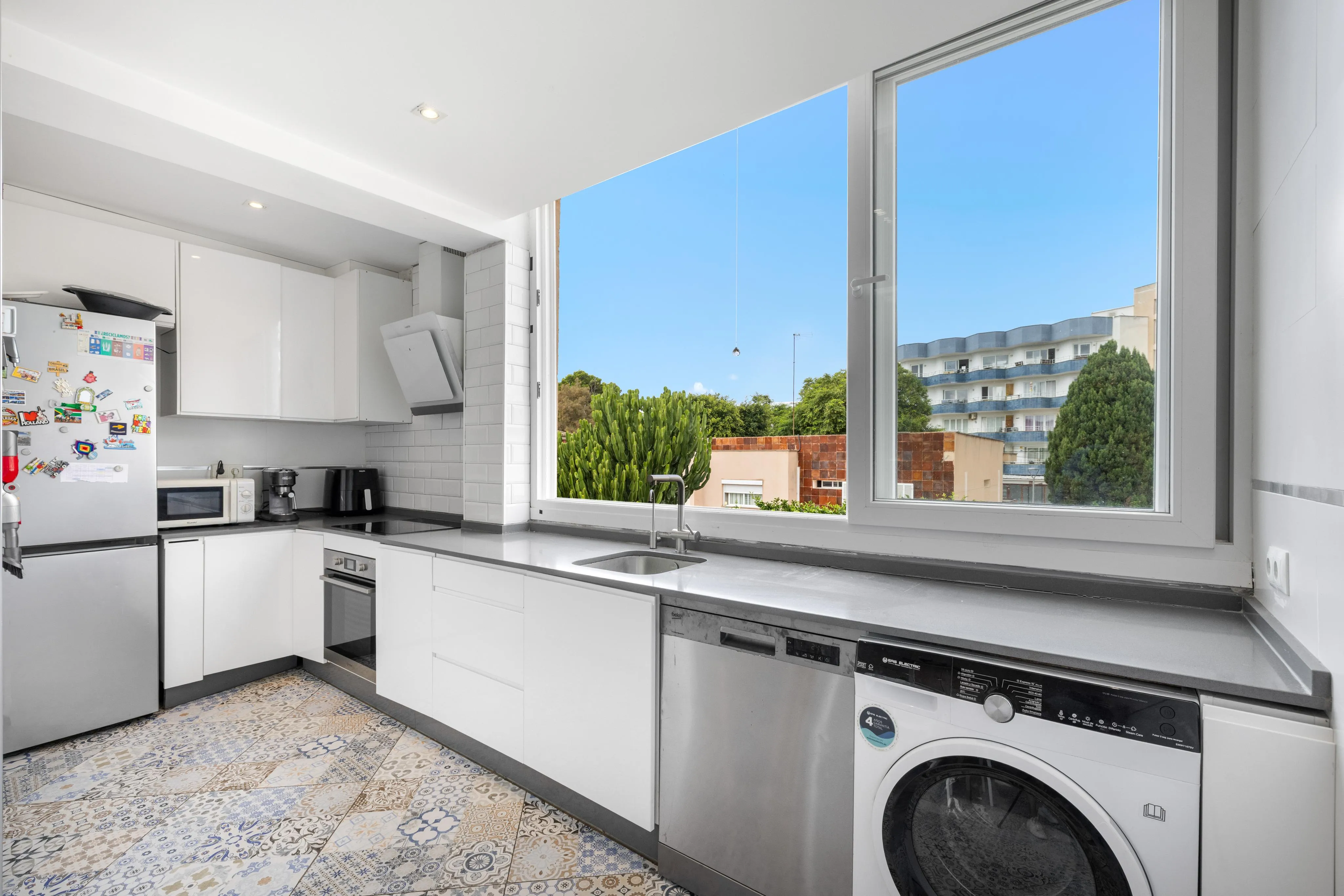 Mediterrane flair op slechts 200 meter van het strand-3