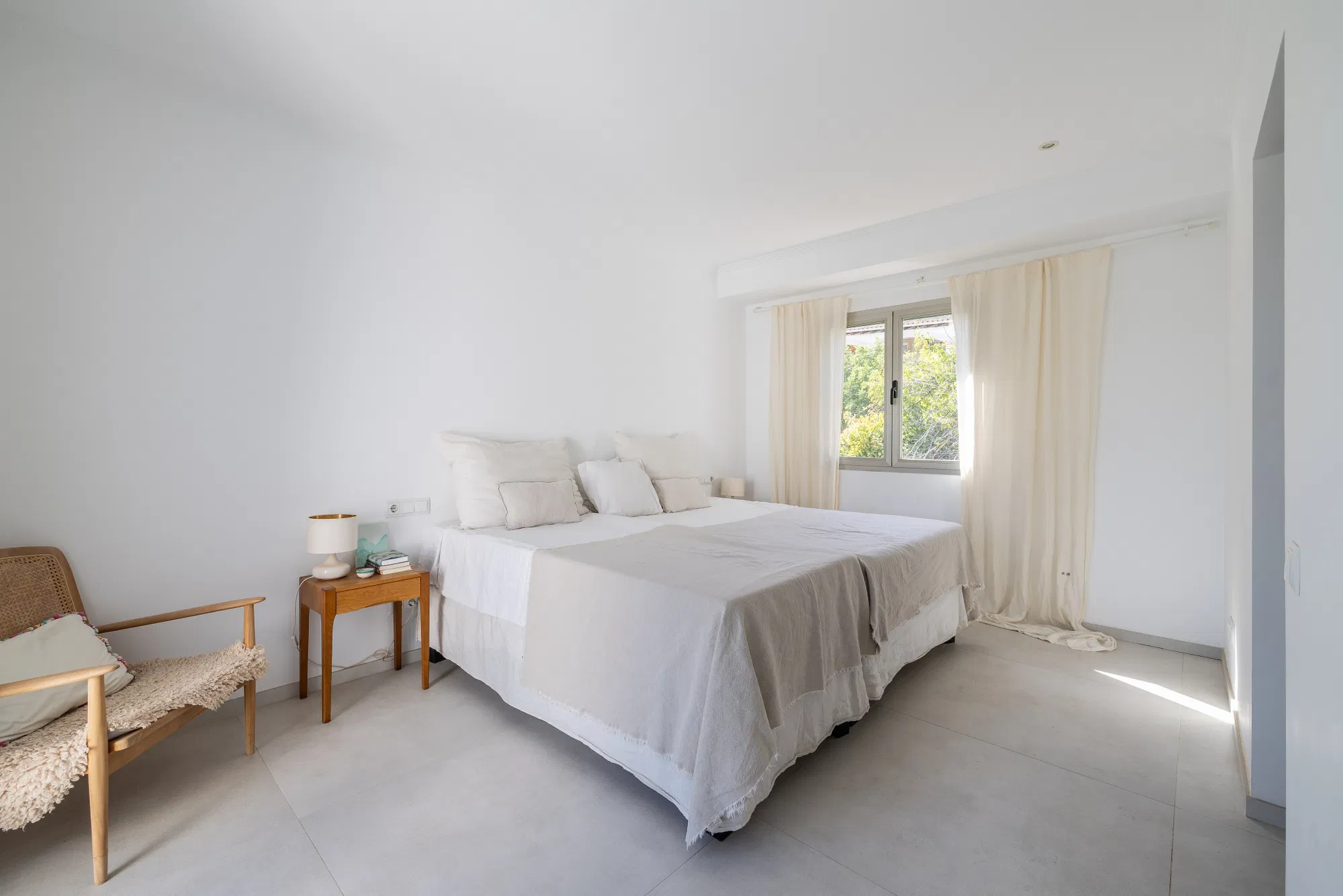 Renovated villa with pool in Sa Coma-15