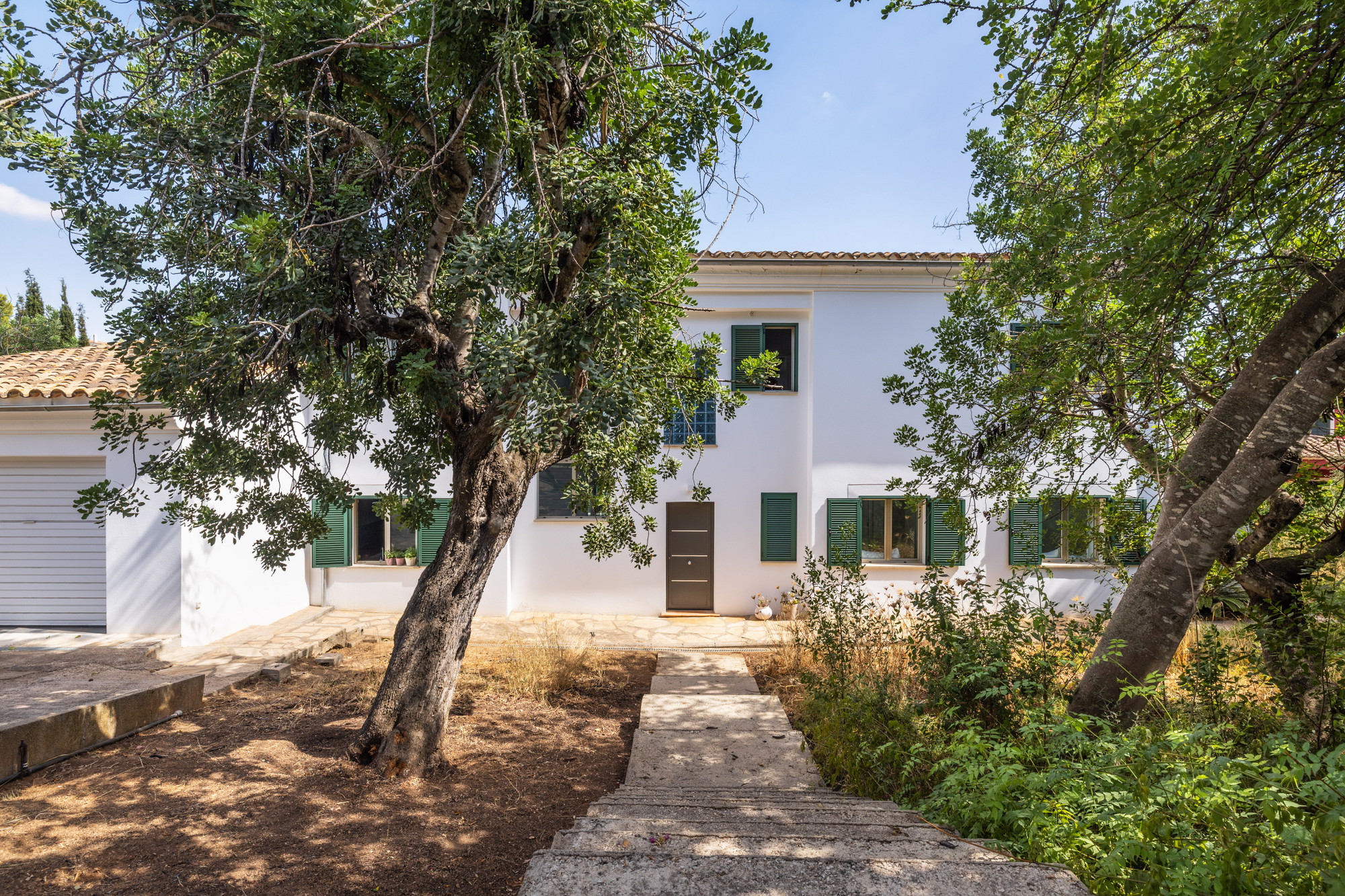 Renovated villa with pool in Sa Coma-3