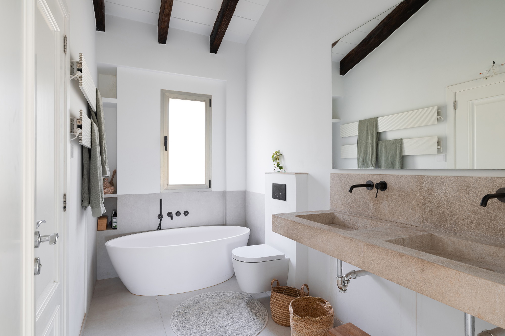 Renovated villa with pool in Sa Coma-13