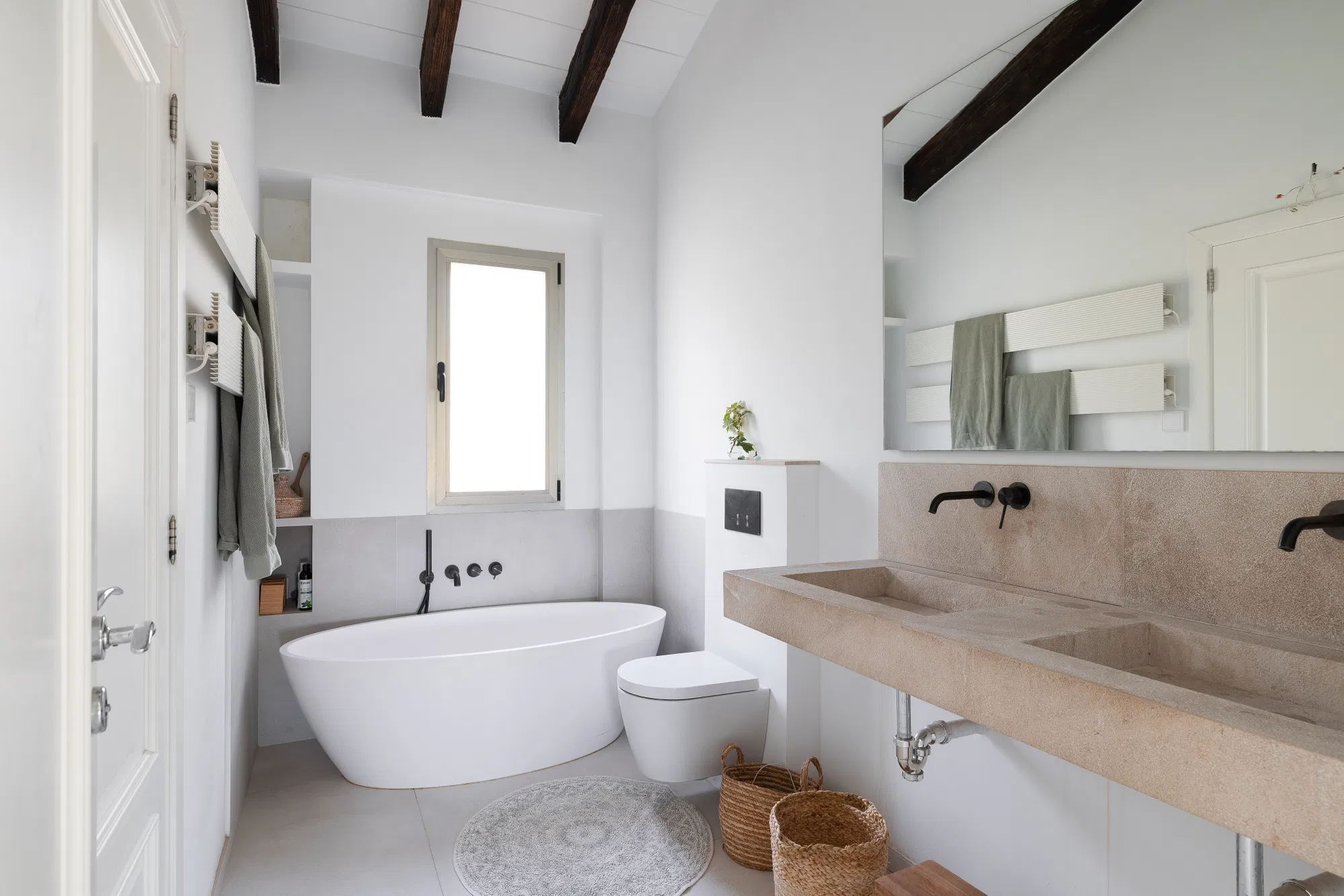 Renovated villa with pool in Sa Coma-13