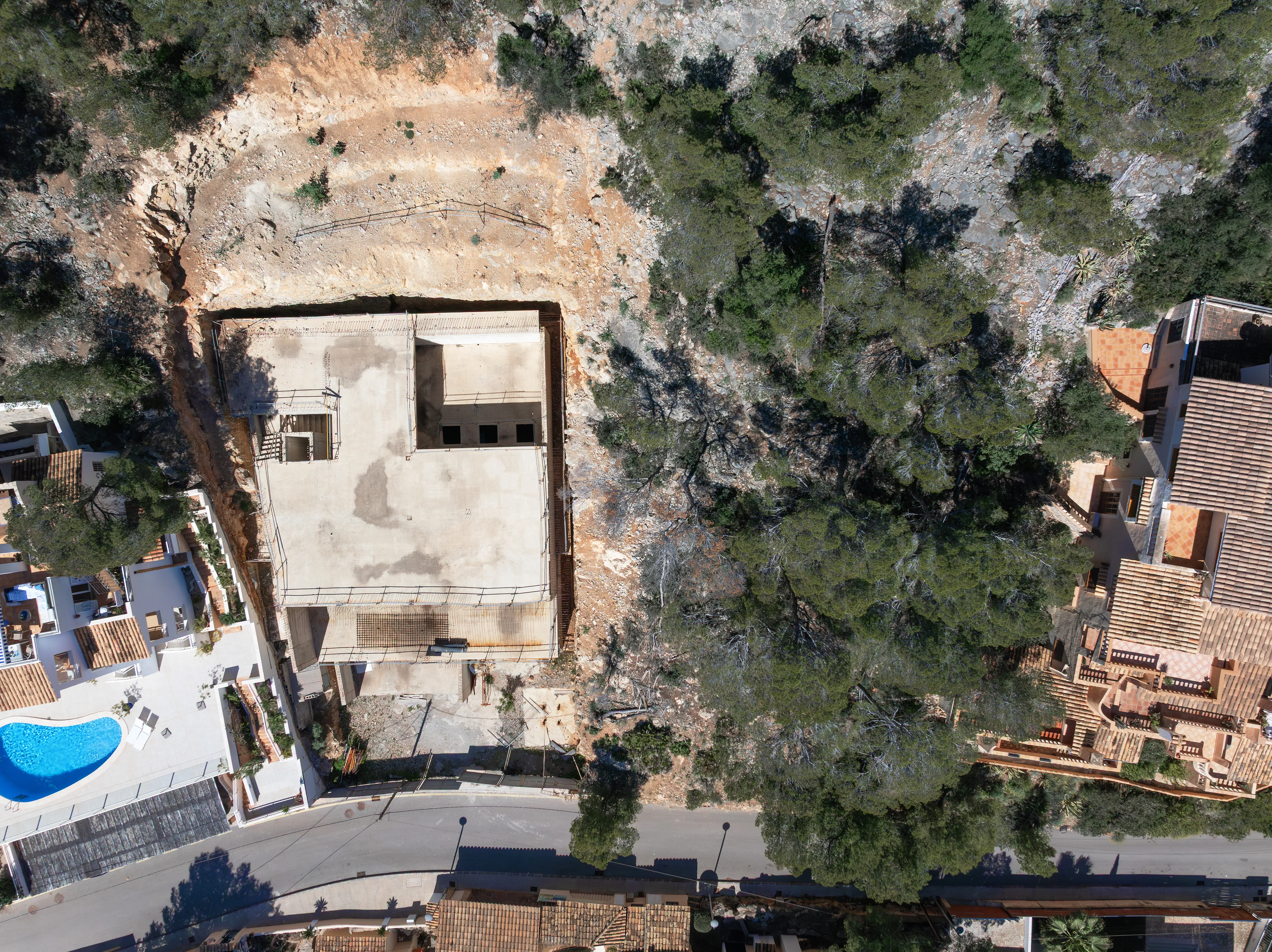 Building plot with sea views in Cala Llamp-2